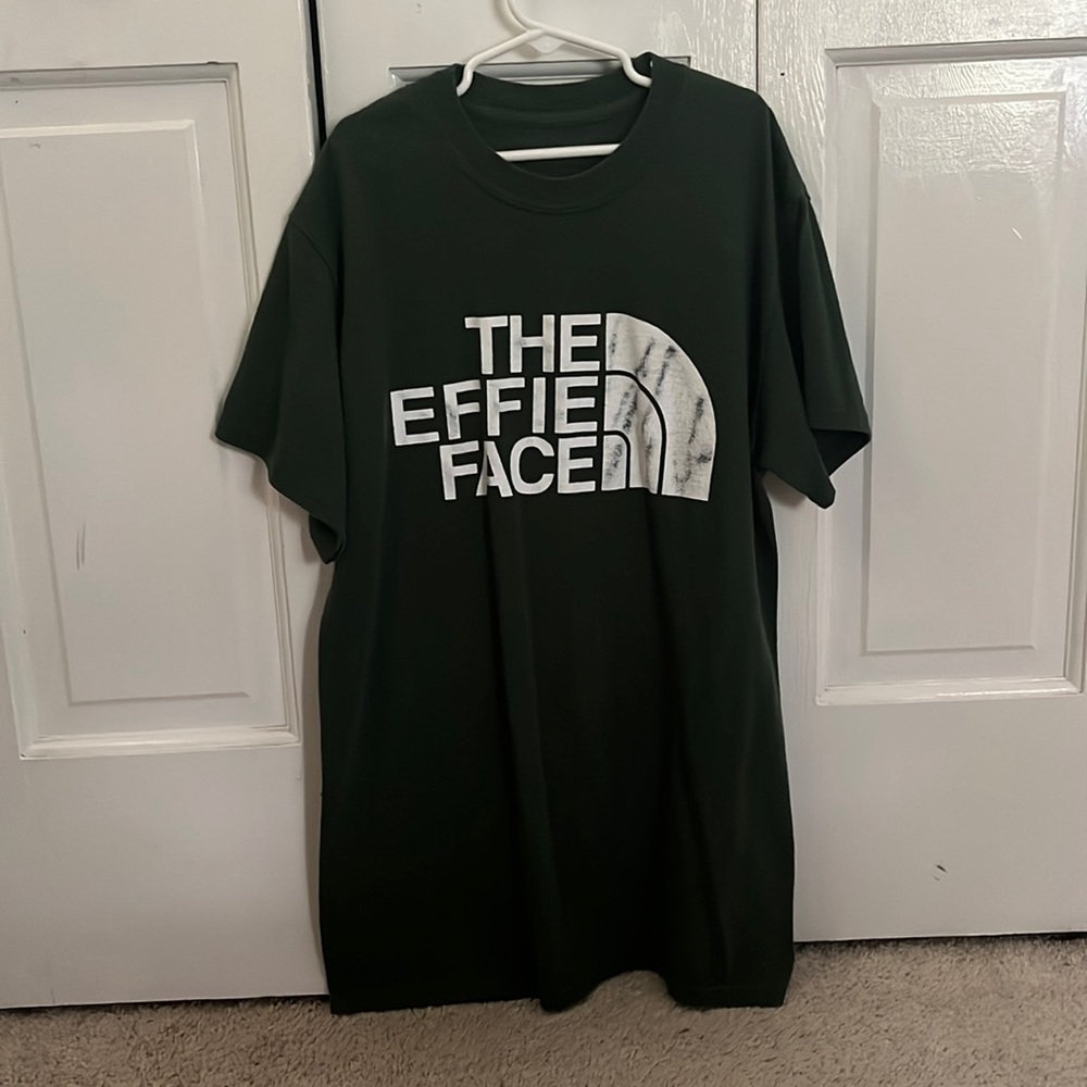The effie face green T-shirt
